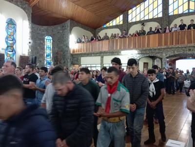 Missa dos Romeiros em Laranjeiras do Sul levou centenas de devotos ao SantuÃ¡rio